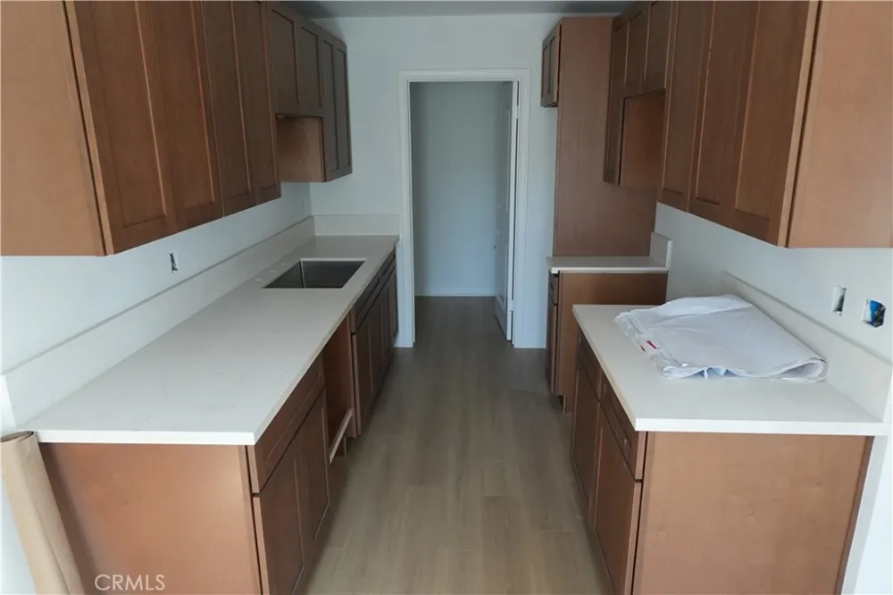 687 Glassell Orange, CA 92867