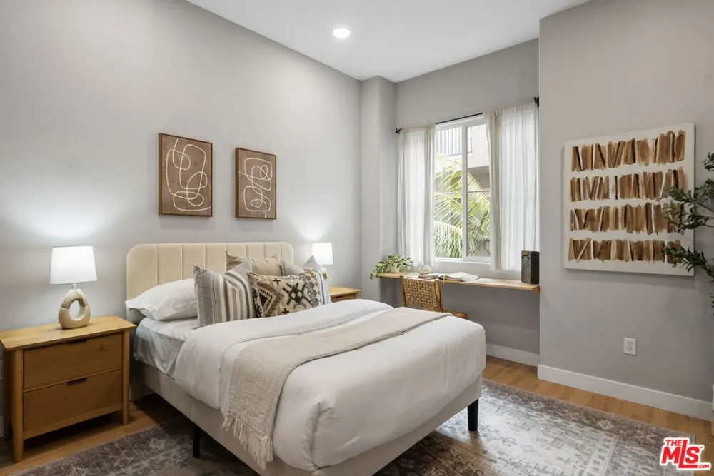 4060 Glencoe Avenue #307 Marina del Rey, CA 90292