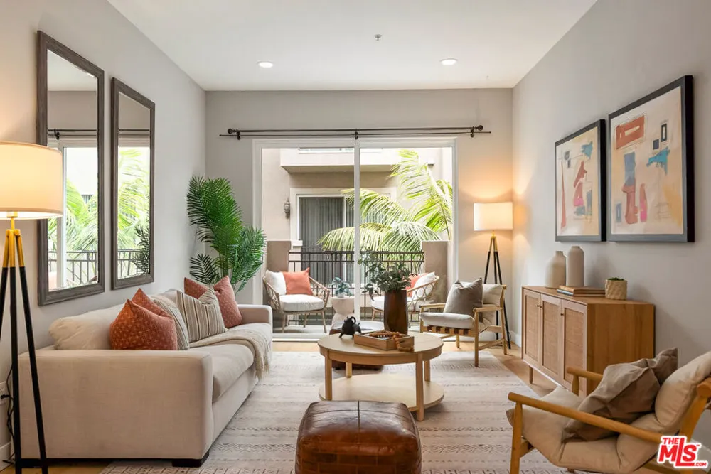 4060 Glencoe Avenue #307 Marina del Rey, CA 90292