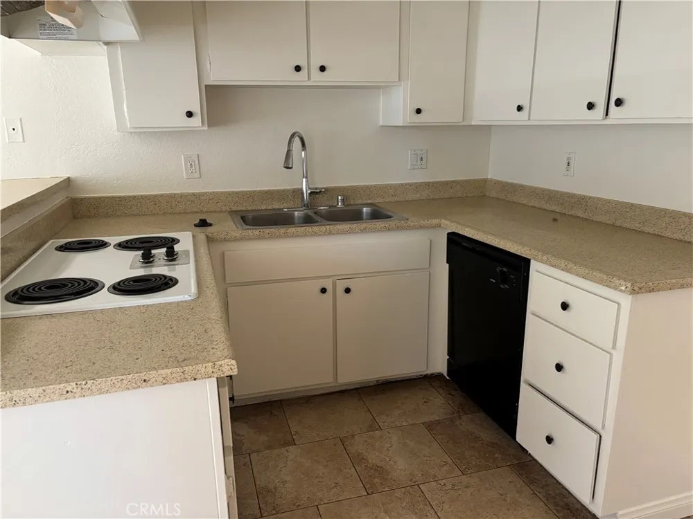 2501 FLORIDA STREET #1 Huntington Beach, CA 92648