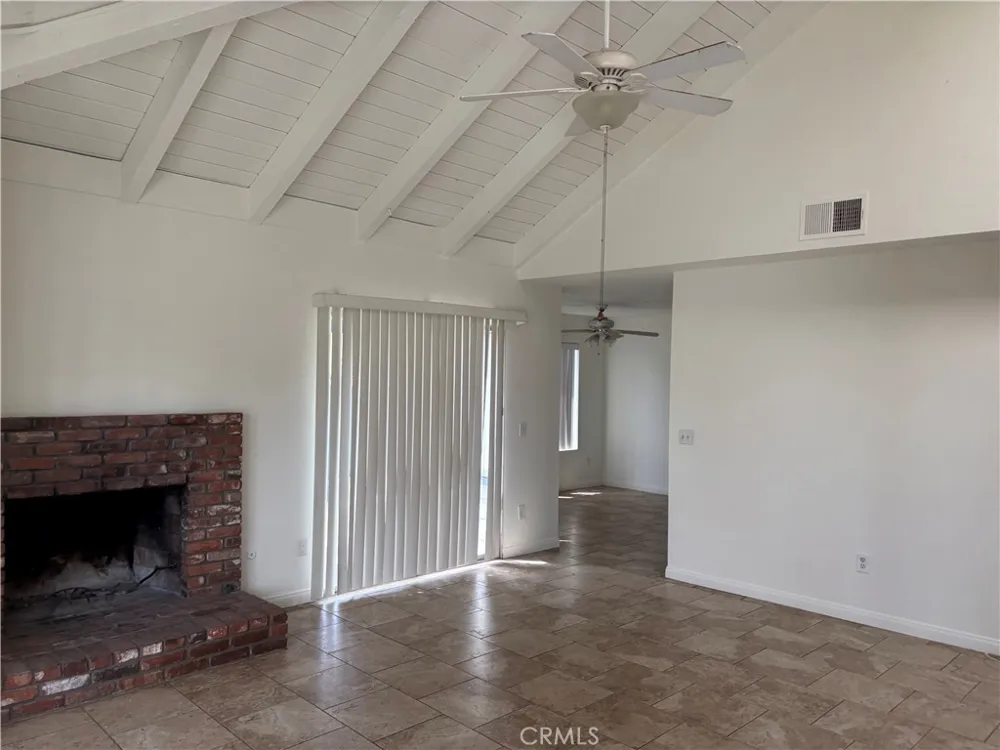 2501 FLORIDA STREET #1 Huntington Beach, CA 92648