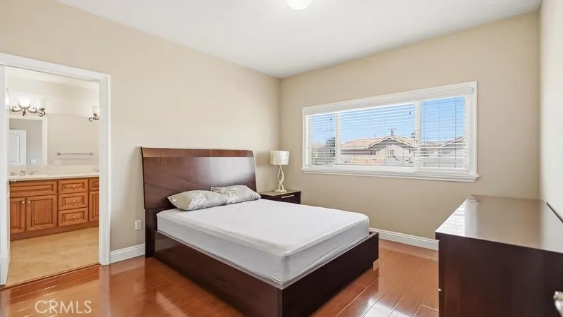 4827 Arden Drive Temple City, CA 91780