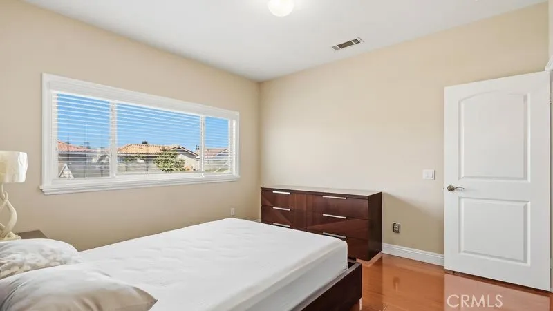 4827 Arden Drive Temple City, CA 91780