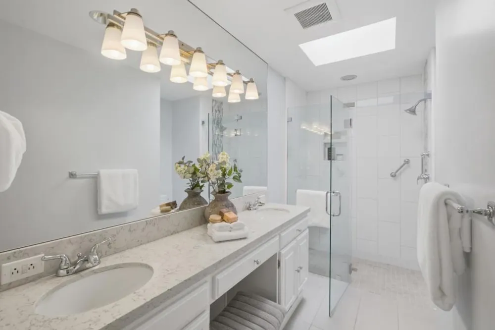 3723 Alameda De Las Pulgas Menlo Park, CA 94025