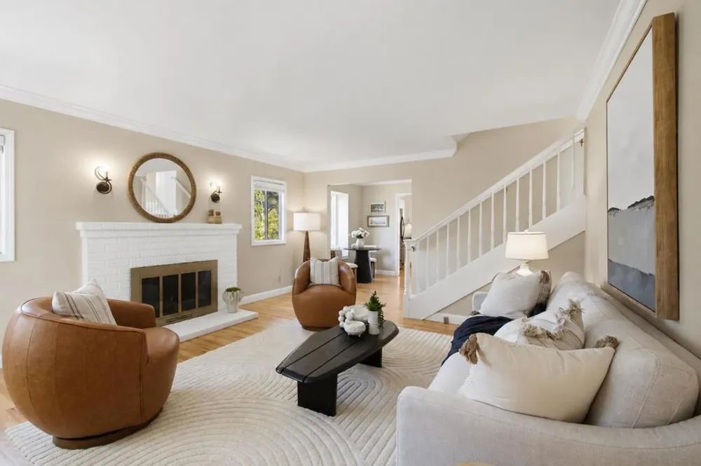 3723 Alameda De Las Pulgas Menlo Park, CA 94025