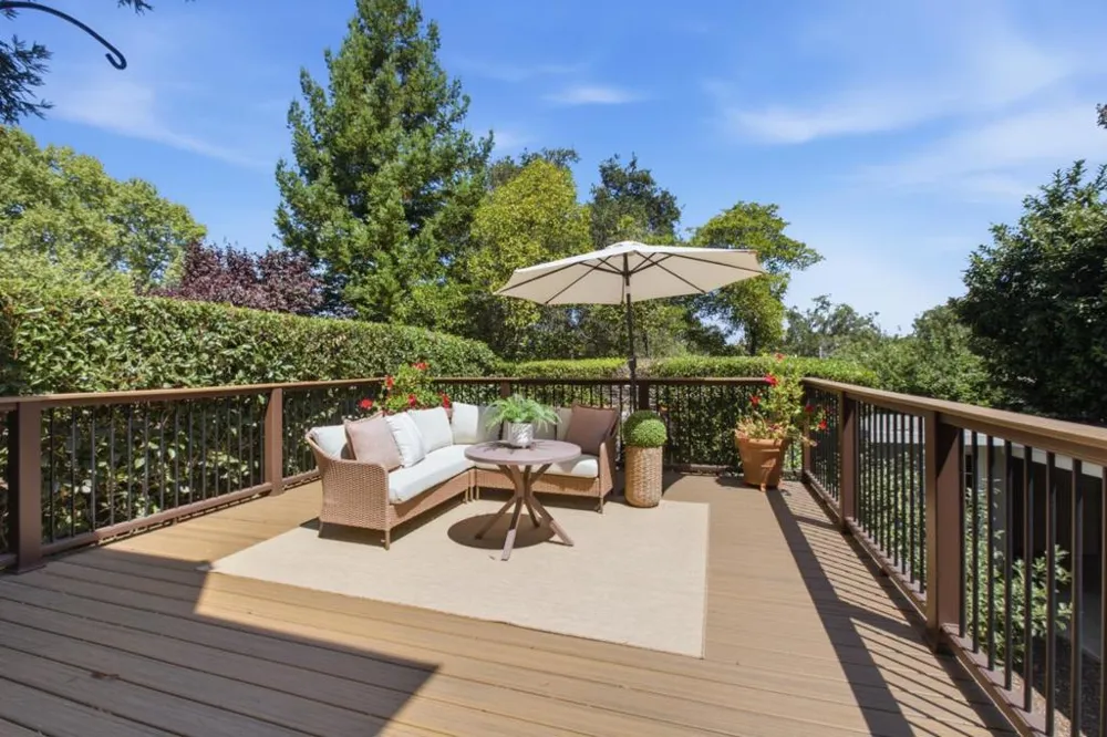 3723 Alameda De Las Pulgas Menlo Park, CA 94025