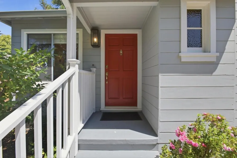 3723 Alameda De Las Pulgas Menlo Park, CA 94025