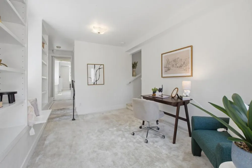 3723 Alameda De Las Pulgas Menlo Park, CA 94025