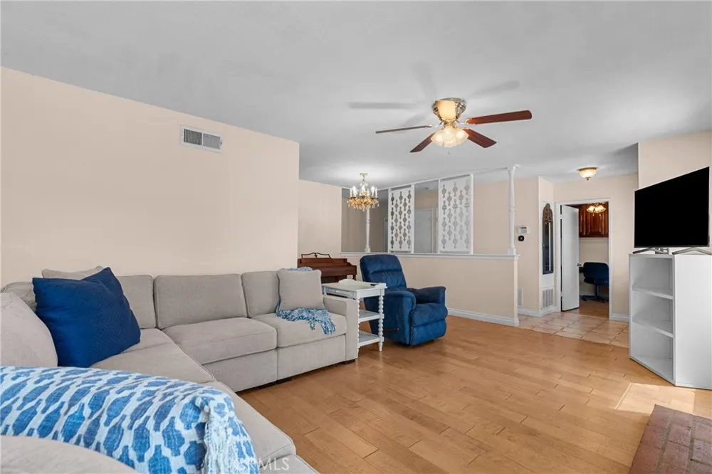 21153 Winterset Drive Saugus, CA 91350