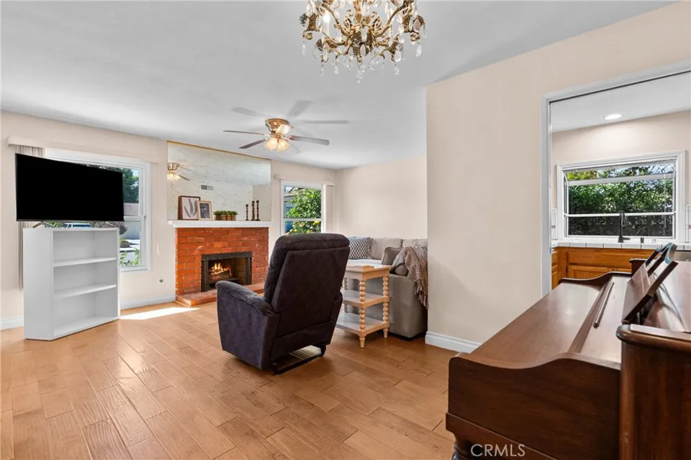 21153 Winterset Drive Saugus, CA 91350