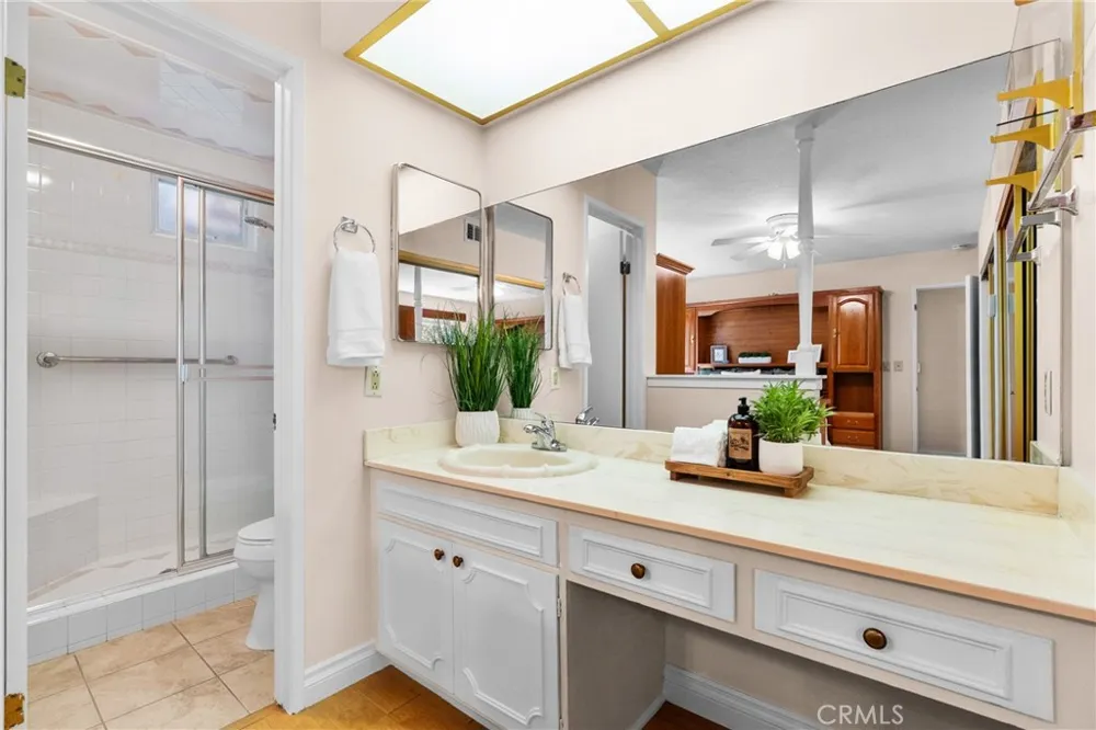 21153 Winterset Drive Saugus, CA 91350