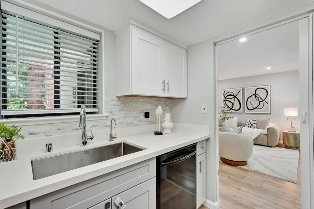 716 San Conrado Terrace #8 Sunnyvale, CA 94085