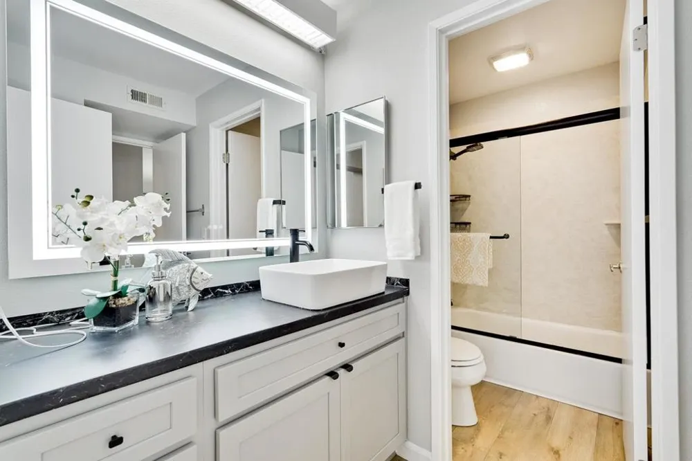716 San Conrado Terrace #8 Sunnyvale, CA 94085