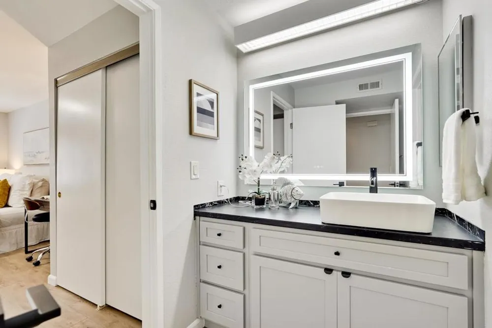 716 San Conrado Terrace #8 Sunnyvale, CA 94085
