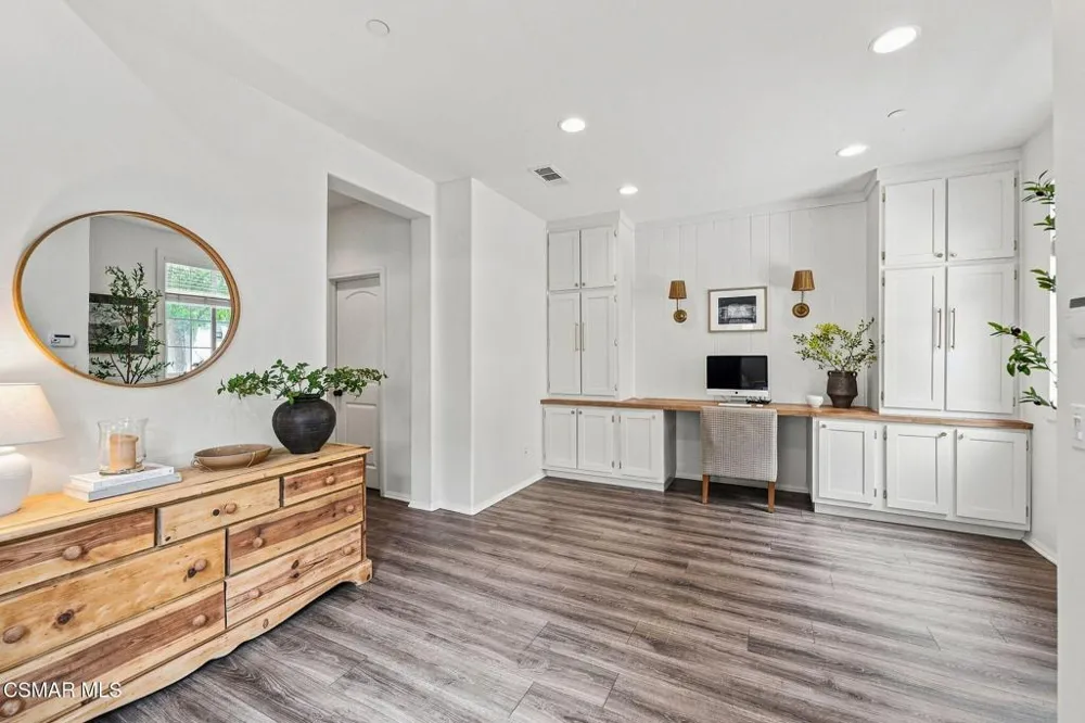 425 Stratus Lane #5 Simi Valley, CA 93065