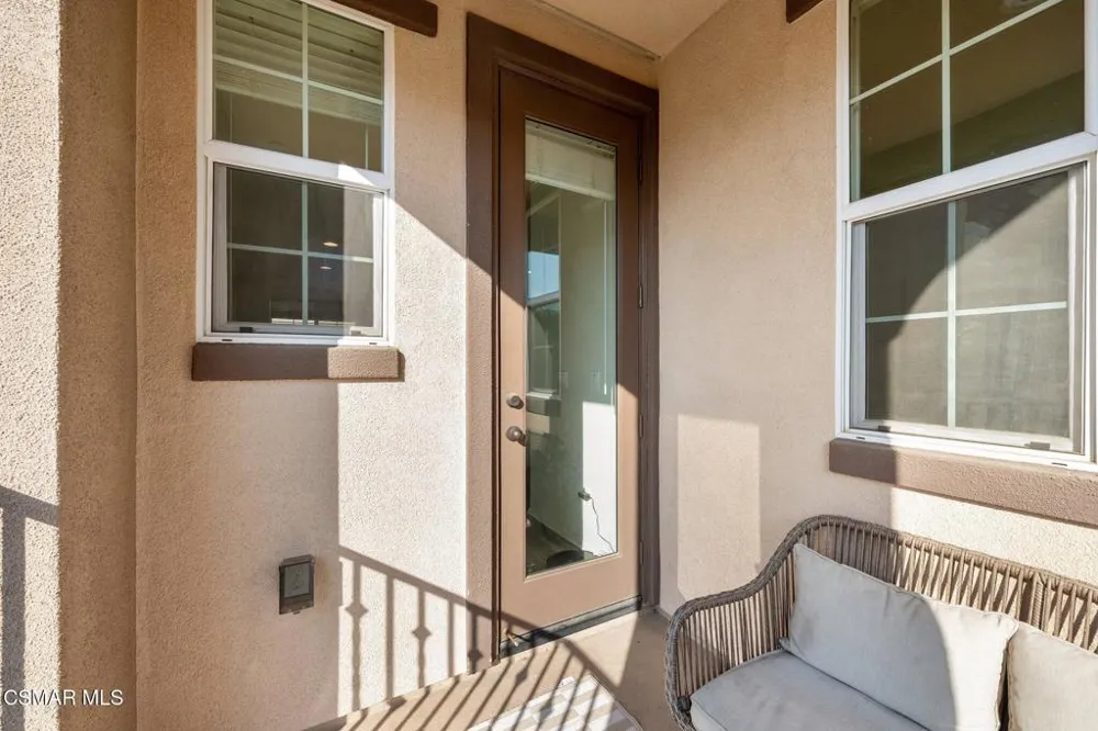 425 Stratus Lane #5 Simi Valley, CA 93065