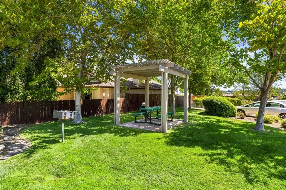950 La Costa Court Atascadero, CA 93422