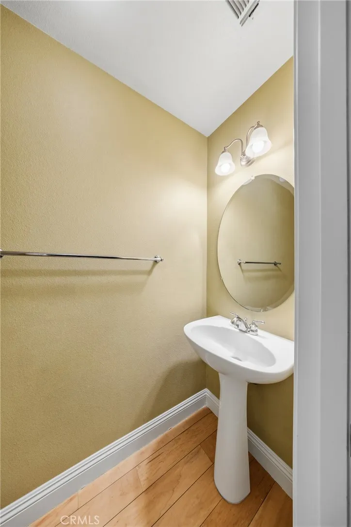 950 La Costa Court Atascadero, CA 93422