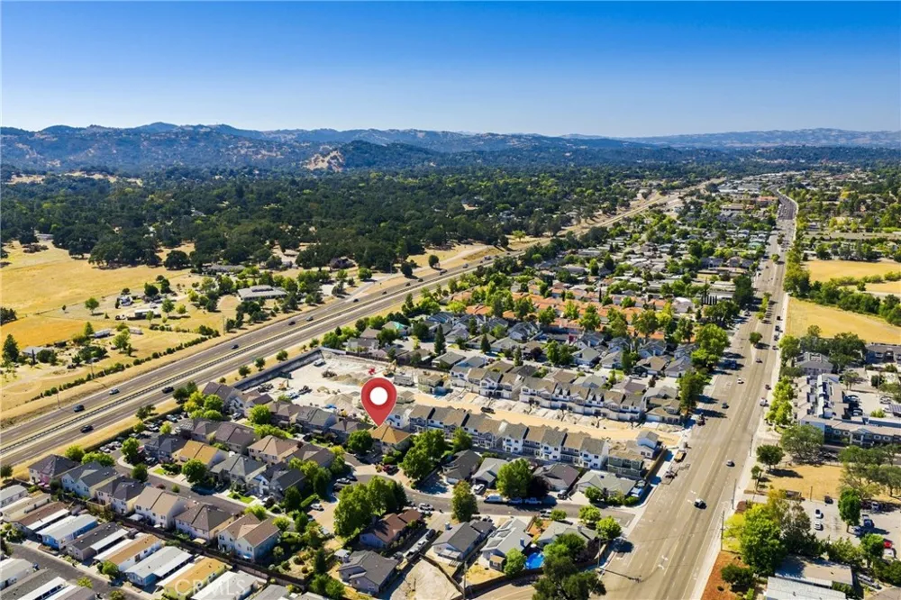 950 La Costa Court Atascadero, CA 93422