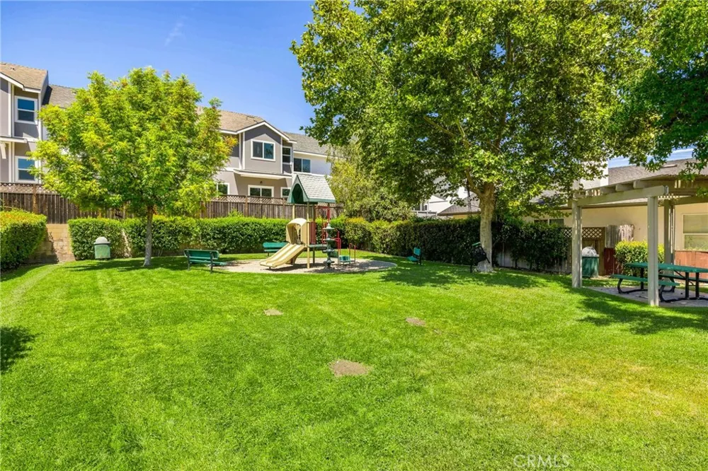 950 La Costa Court Atascadero, CA 93422