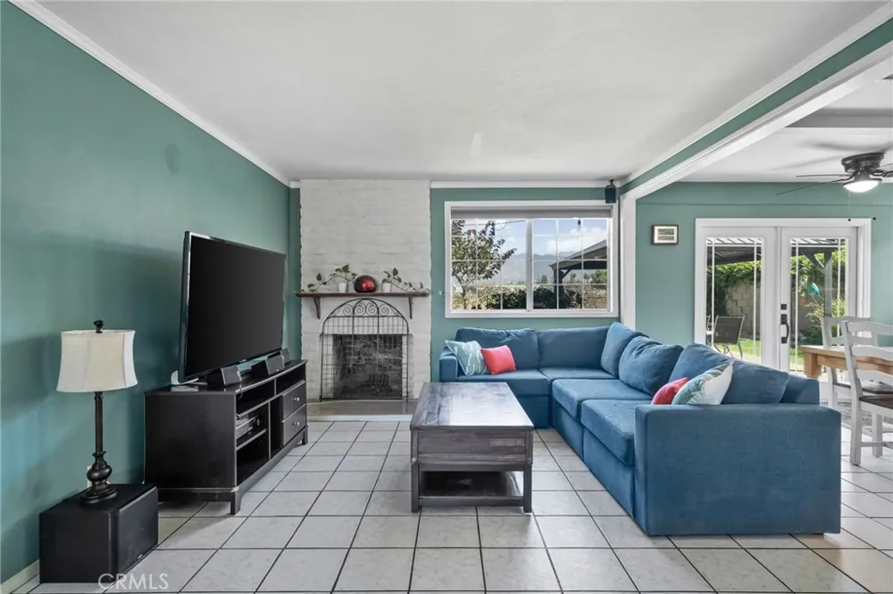 435 E Nubia Covina, CA 91722