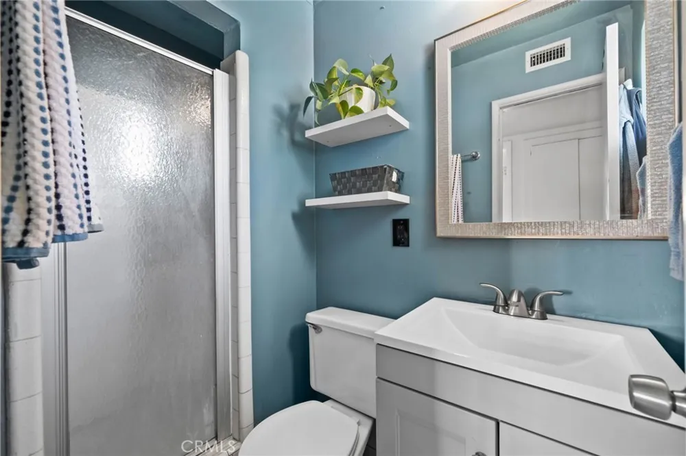 435 E Nubia Covina, CA 91722