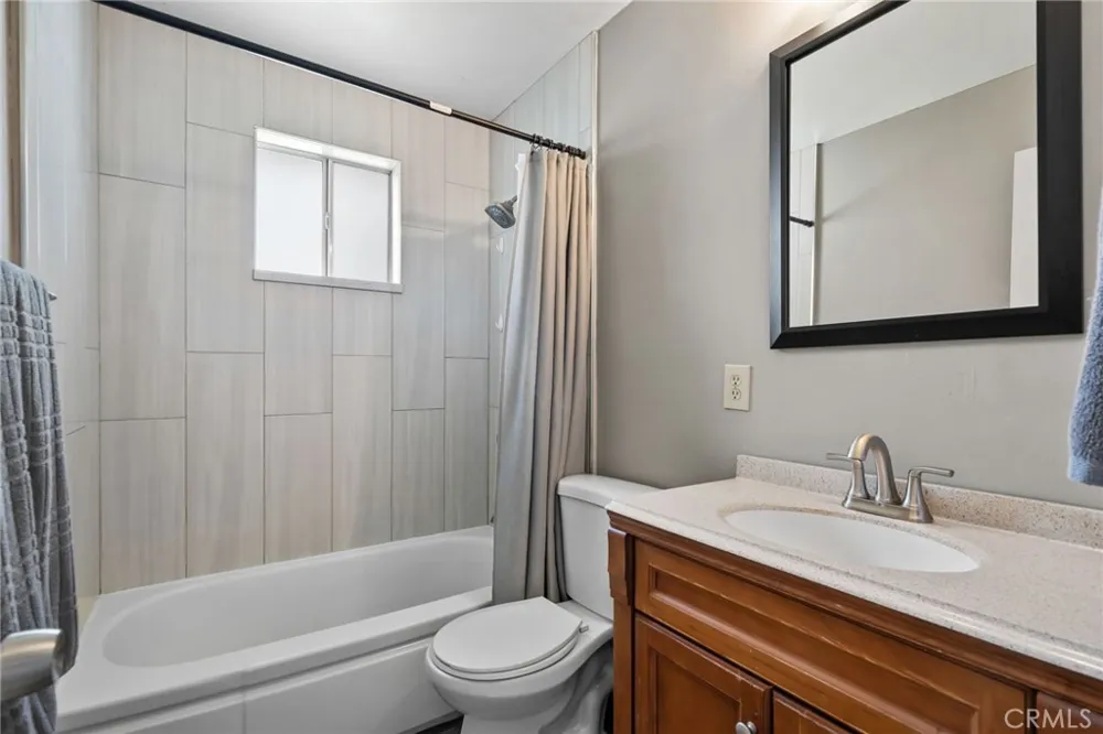 435 E Nubia Covina, CA 91722
