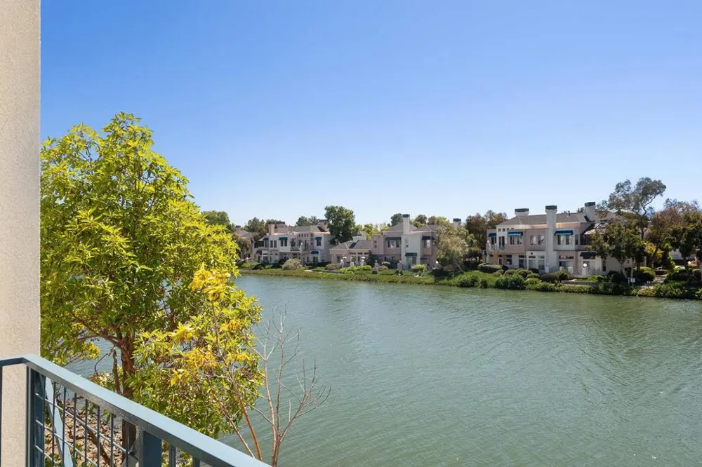 500 Baltic Circle #518 Redwood City, CA 94065