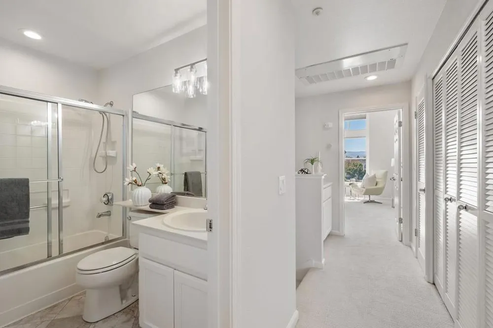 500 Baltic Circle #518 Redwood City, CA 94065
