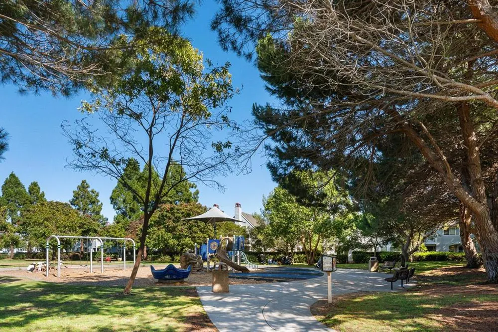 500 Baltic Circle #518 Redwood City, CA 94065