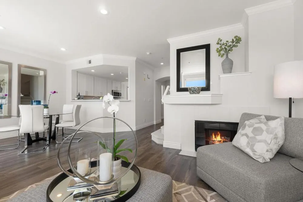 500 Baltic Circle #518 Redwood City, CA 94065