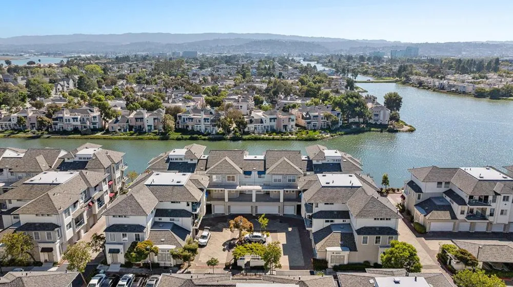 500 Baltic Circle #518 Redwood City, CA 94065