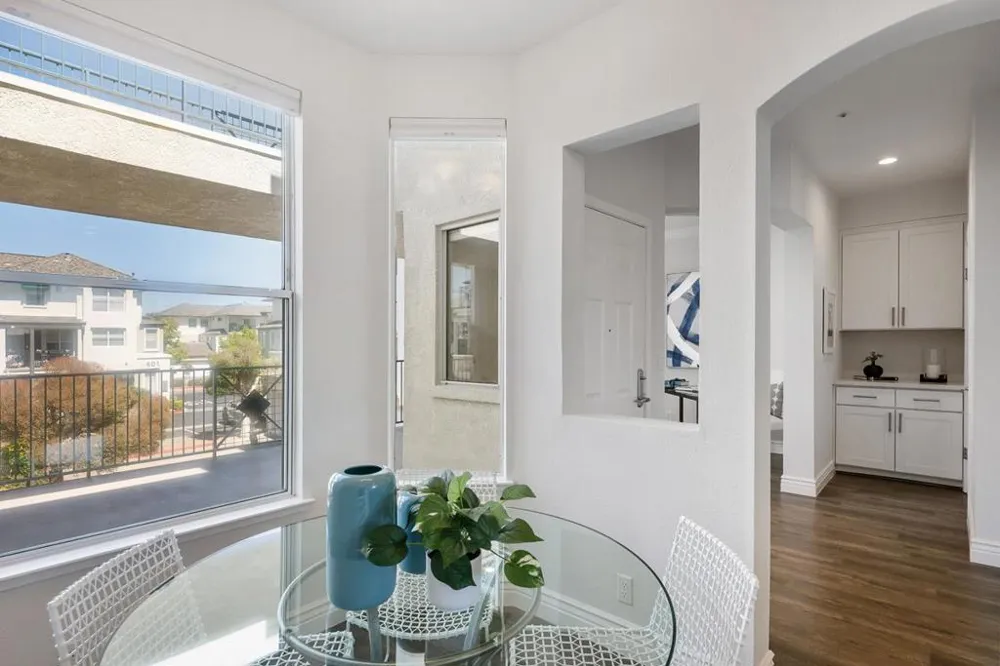 500 Baltic Circle #518 Redwood City, CA 94065