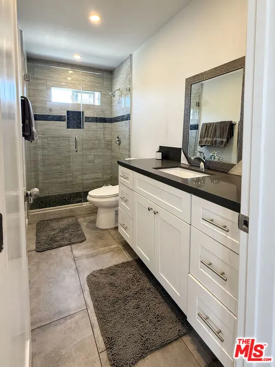 10930 Crossdale Avenue Downey, CA 90241