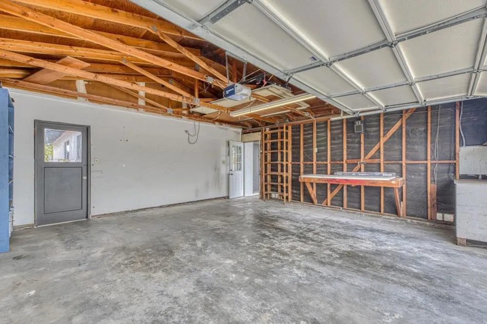 520 Calaveras Drive Salinas, CA 93906