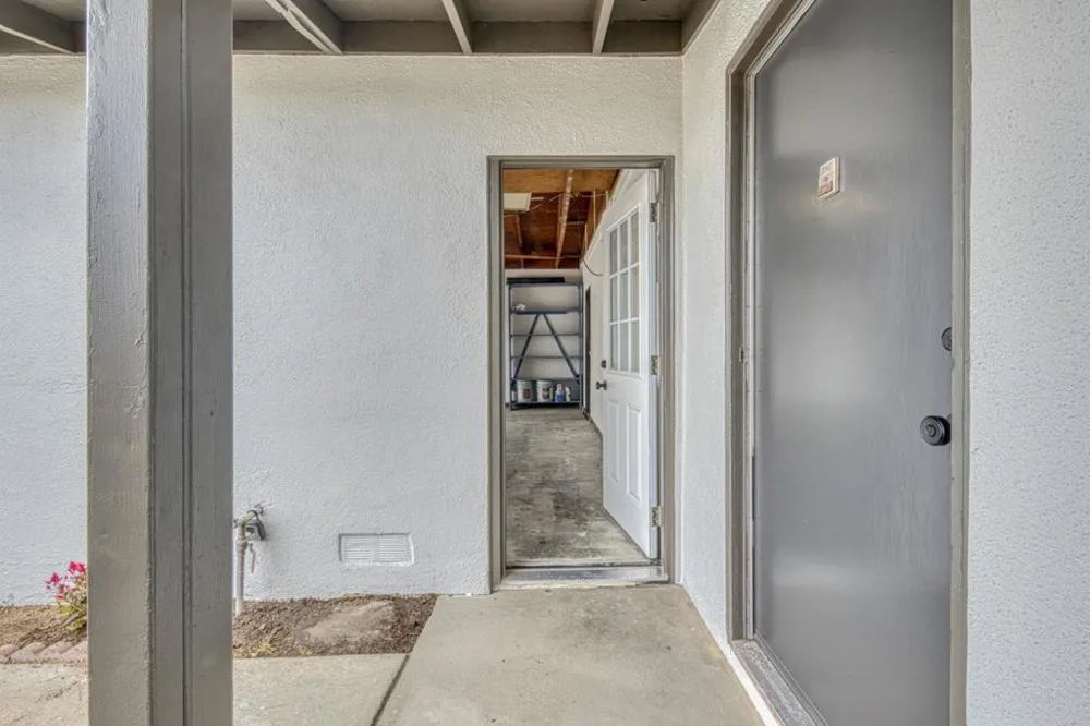 520 Calaveras Drive Salinas, CA 93906