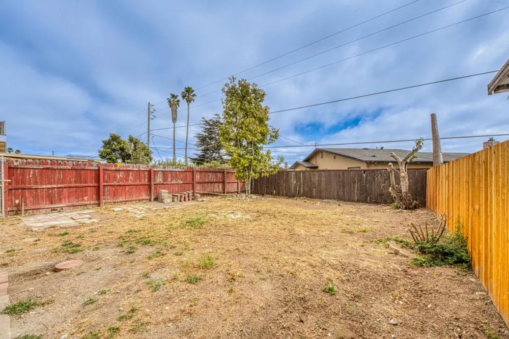 520 Calaveras Drive Salinas, CA 93906