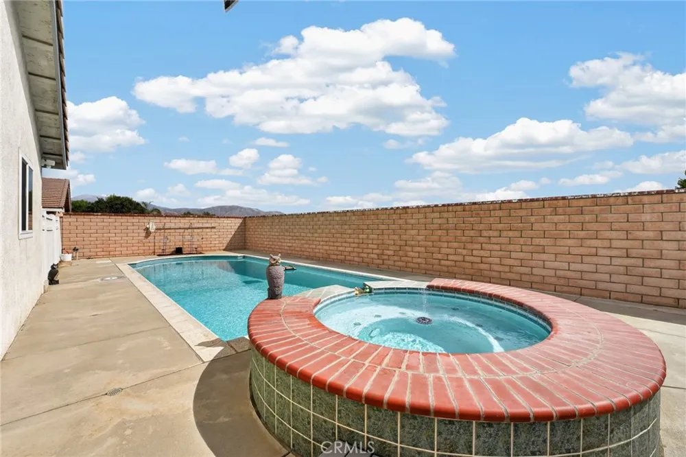 4994 Spring View Drive Banning, CA 92220