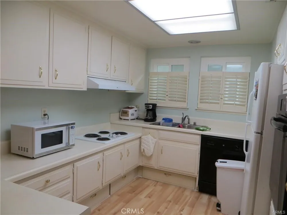 934 Avenida Majorca #Q Laguna Woods, CA 92637