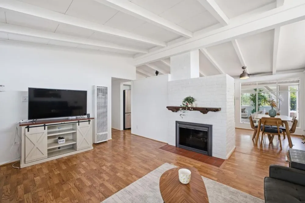 27532 Gainesville Avenue Hayward, CA 94545