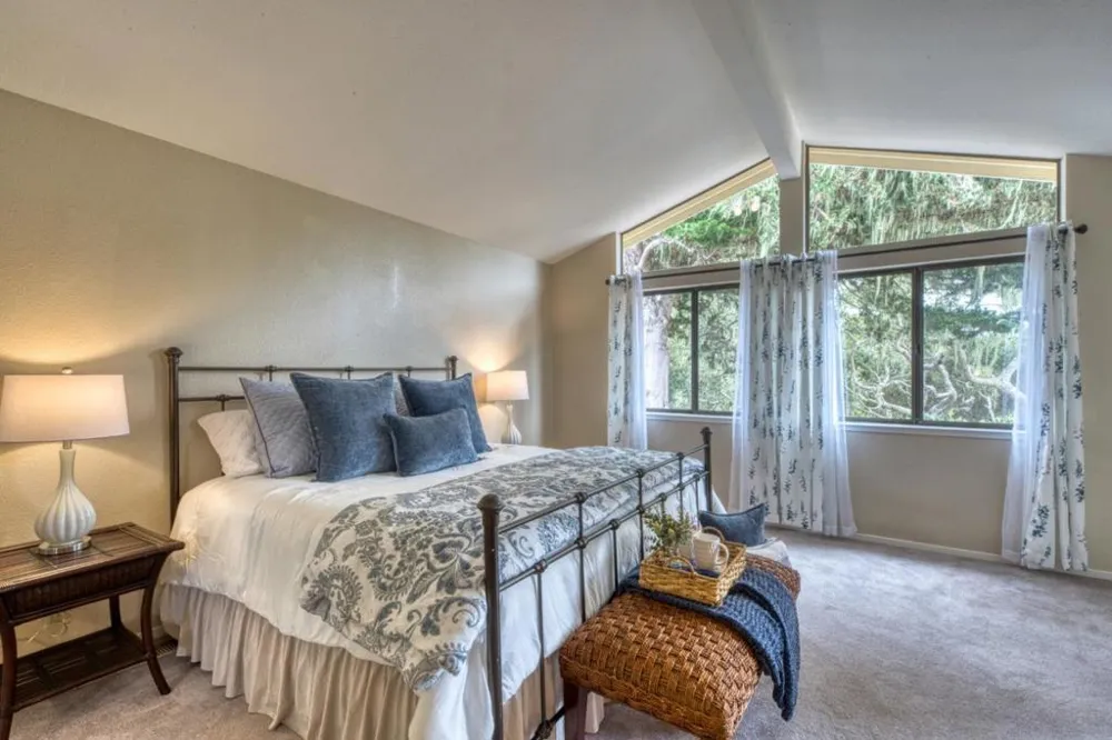1339 David Avenue Pacific Grove, CA 93950