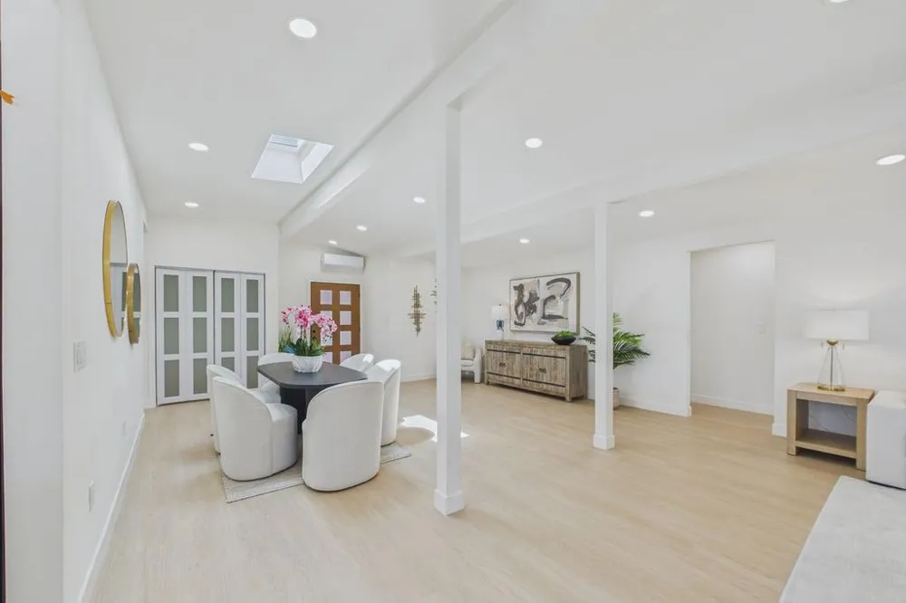5667 Greenridge Road Castro Valley, CA 94552