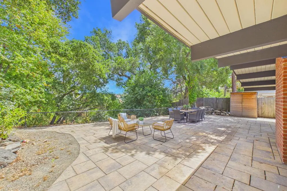 5667 Greenridge Road Castro Valley, CA 94552