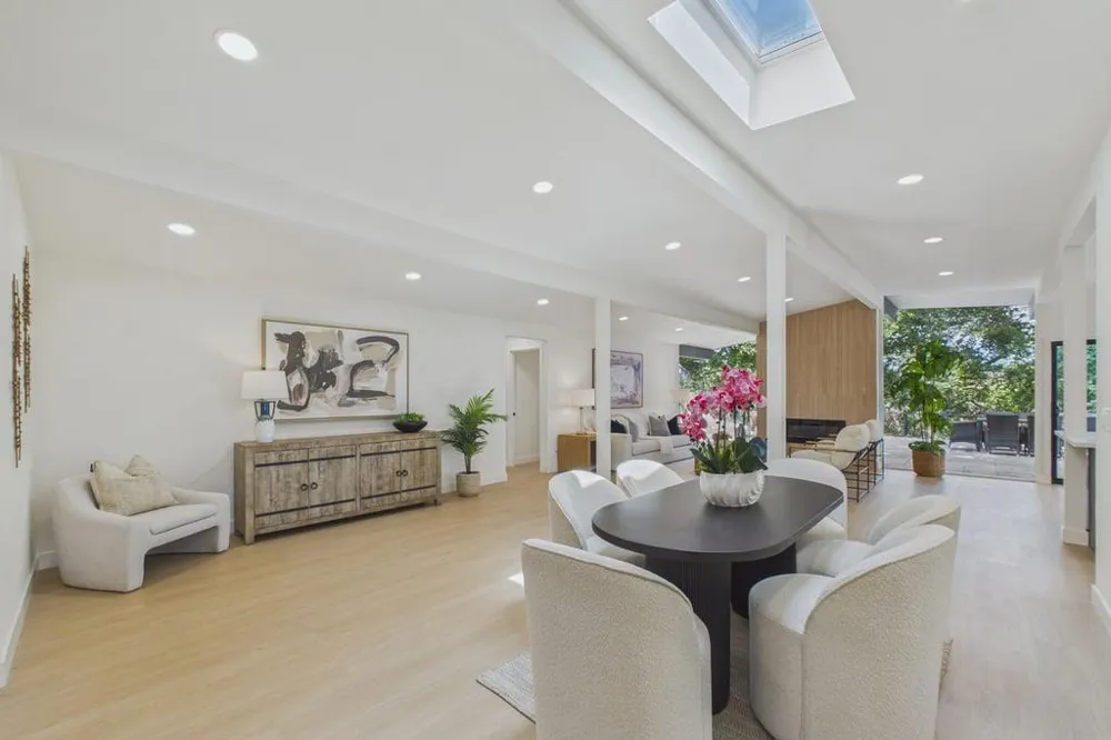 5667 Greenridge Road Castro Valley, CA 94552