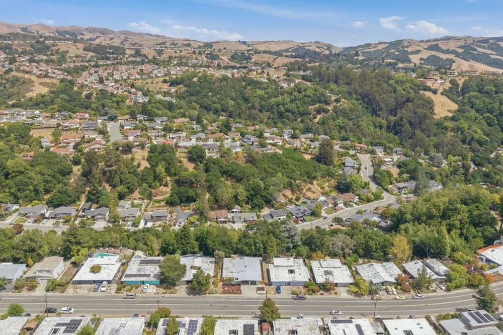 5667 Greenridge Road Castro Valley, CA 94552