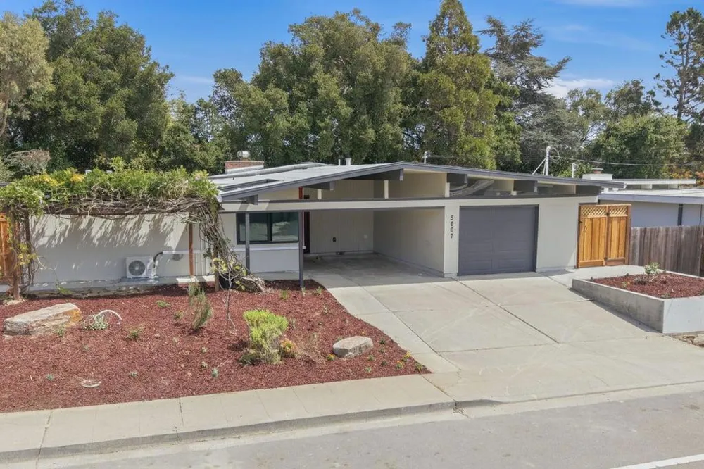 5667 Greenridge Road Castro Valley, CA 94552