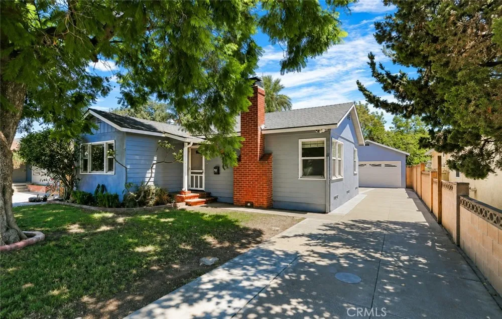 417 Citrus Orange, CA 92868