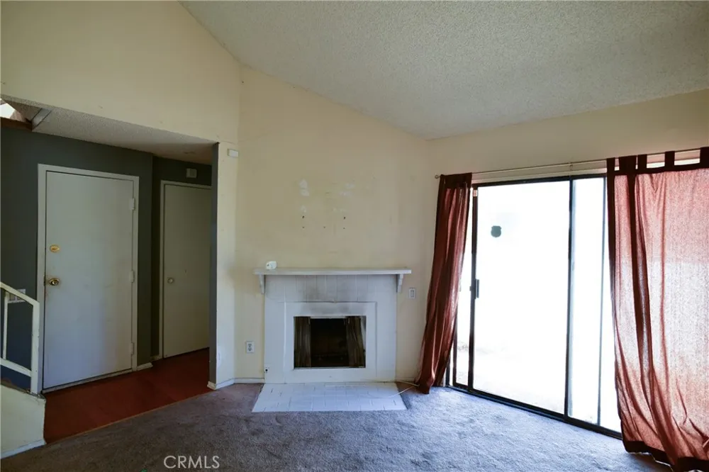 9601 Sylmar Avenue #1 Panorama City, CA 91402