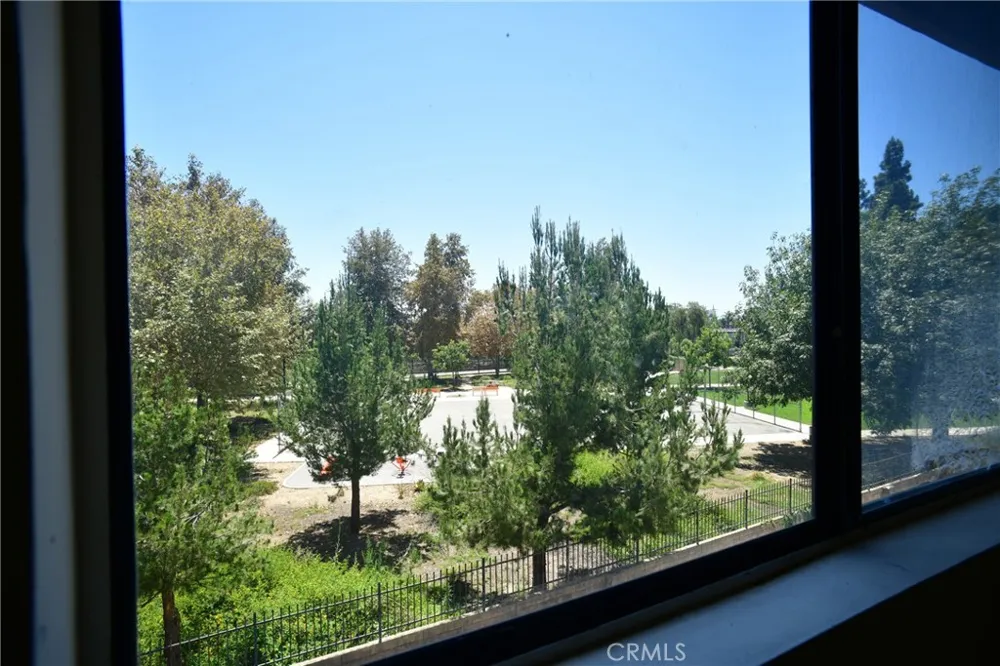 9601 Sylmar Avenue #1 Panorama City, CA 91402