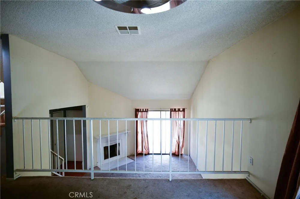 9601 Sylmar Avenue #1 Panorama City, CA 91402